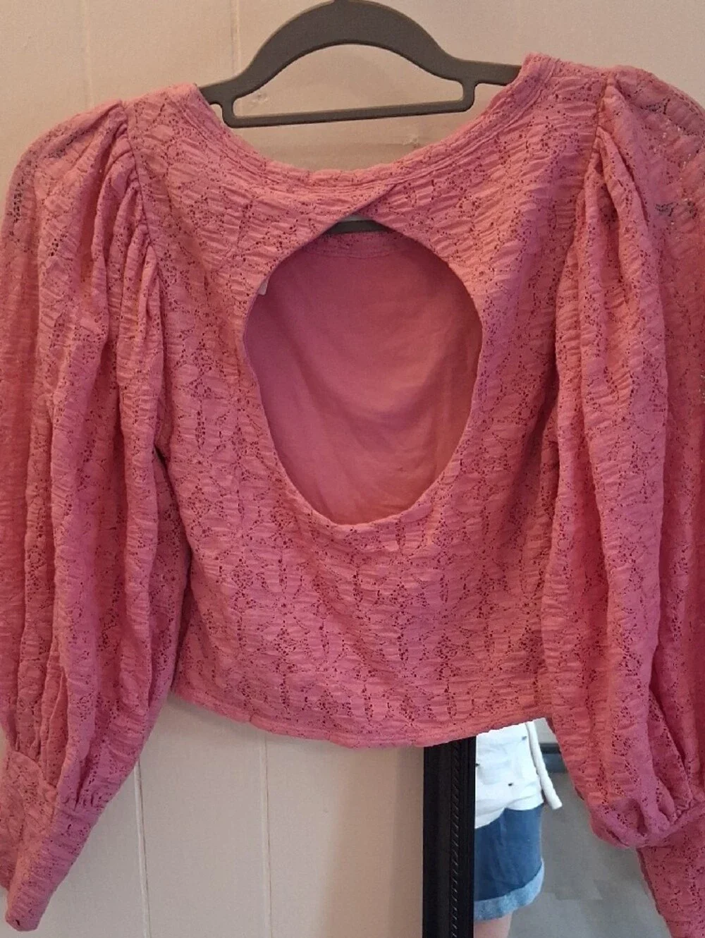 Free People Pink Orchid Lace Open Cut Out Back Balloon-Sleeve Cropped Blouse